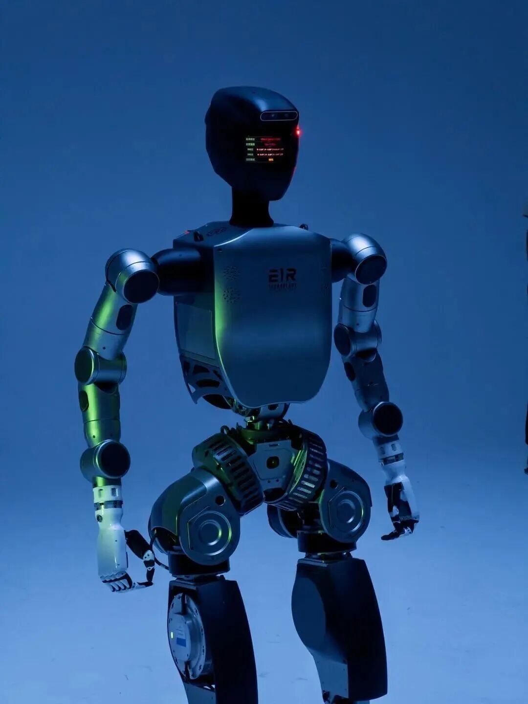 2025年人形机器人重器盘点：十款新品，一个风向——实用主义革命已来