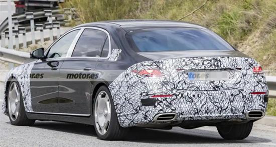 明年1月发布 新款迈巴赫S级路试谍照曝光